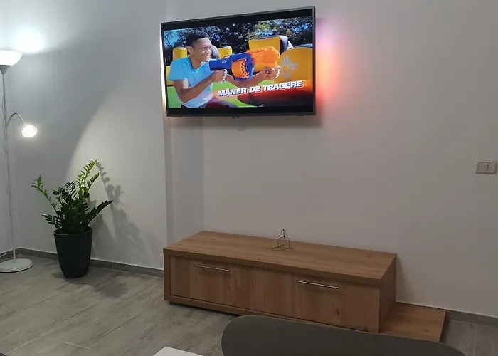 Sea Sound Mamaia Nord 公寓 *